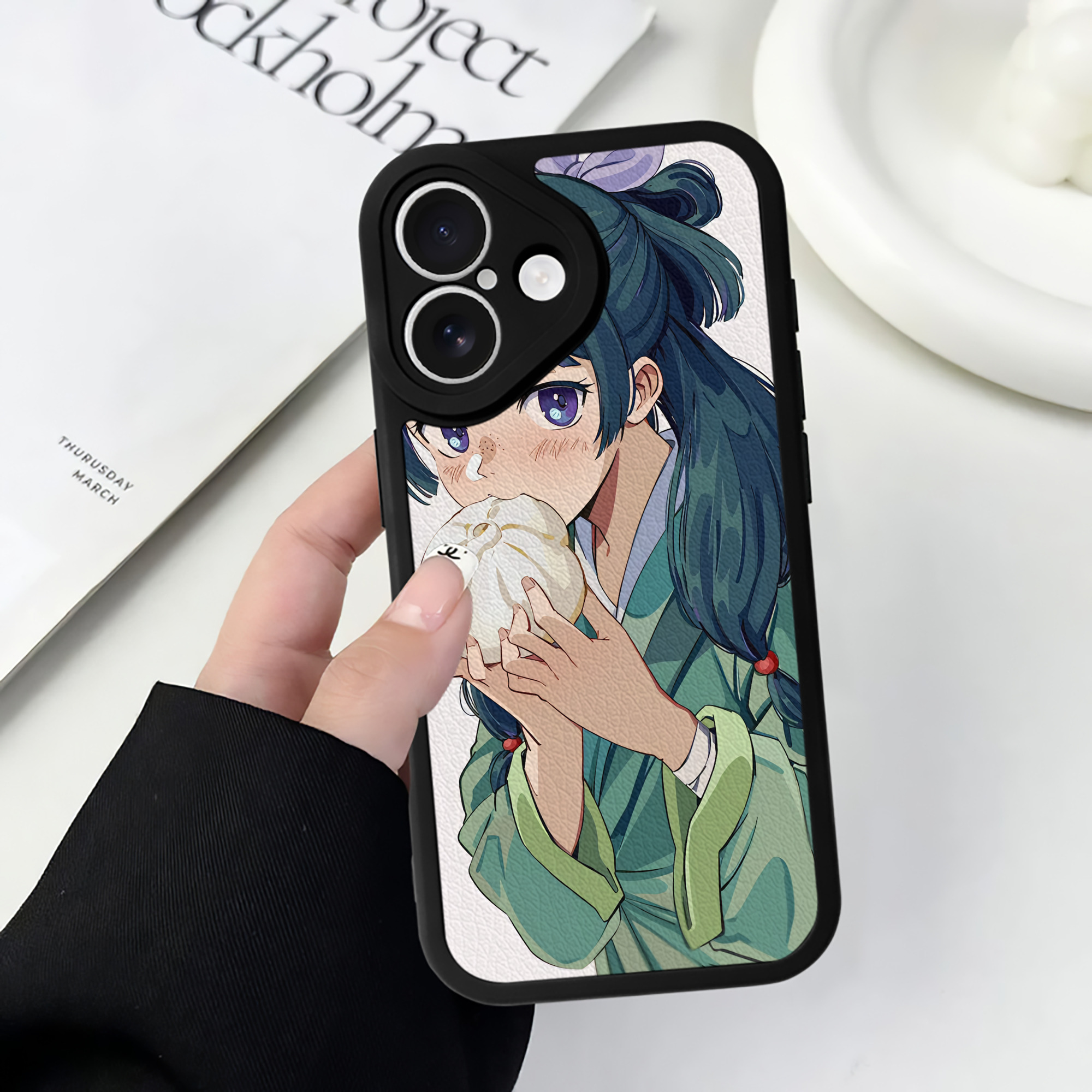 薬屋のひとりごと The Apothecary Diaries 【iPhone 16シリーズ対応】シリコンスマホケース（レザー調） 材質：シリコン